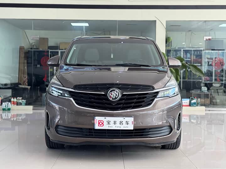 Фото 3 - Buick GL8 ES