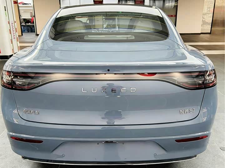 Фото 3 - Luxeed S7