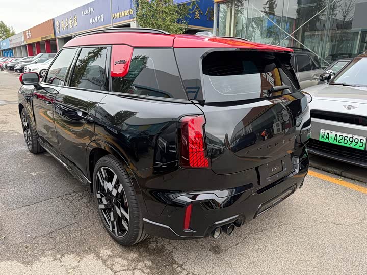 Фото 4 - Mini Countryman JCW