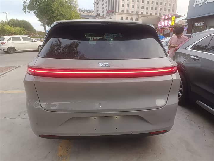 Фото 6 - LiXiang L6