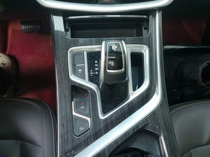 Фото 14 - Geely Jiaji