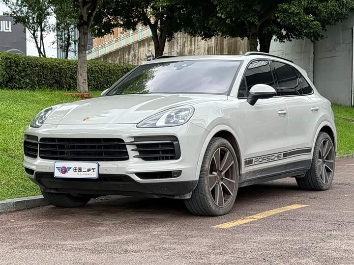 Фото 1 - Porsche Cayenne Hybrid