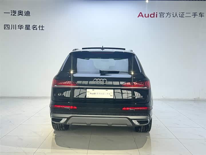 Фото 5 - Audi Q7
