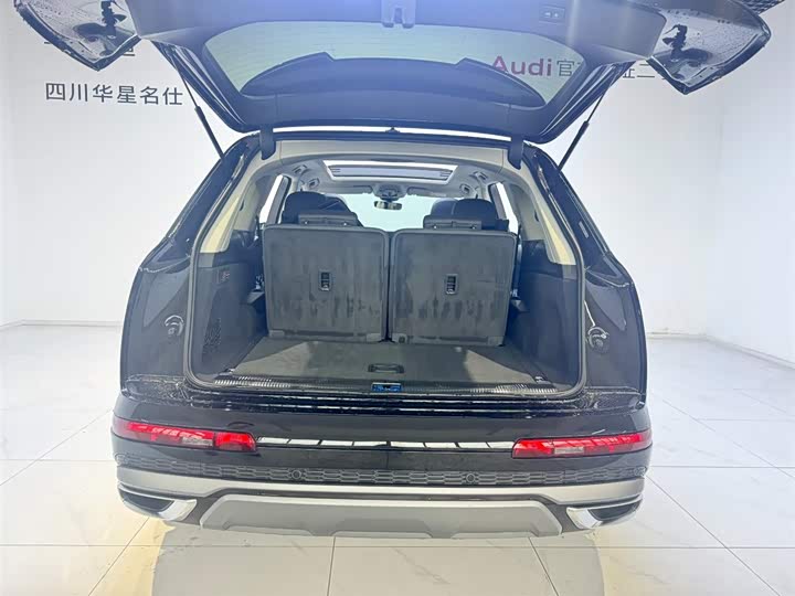Фото 6 - Audi Q7