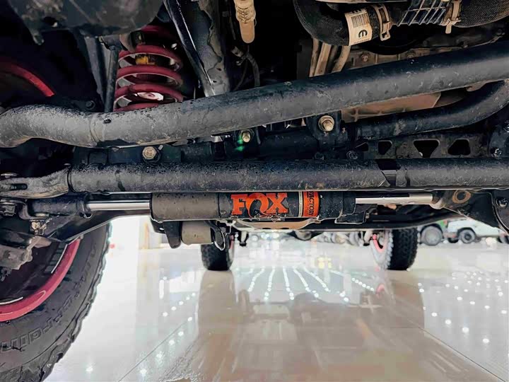 Фото 19 - Jeep Wrangler