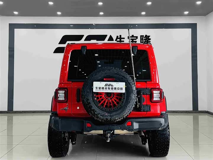 Фото 5 - Jeep Wrangler