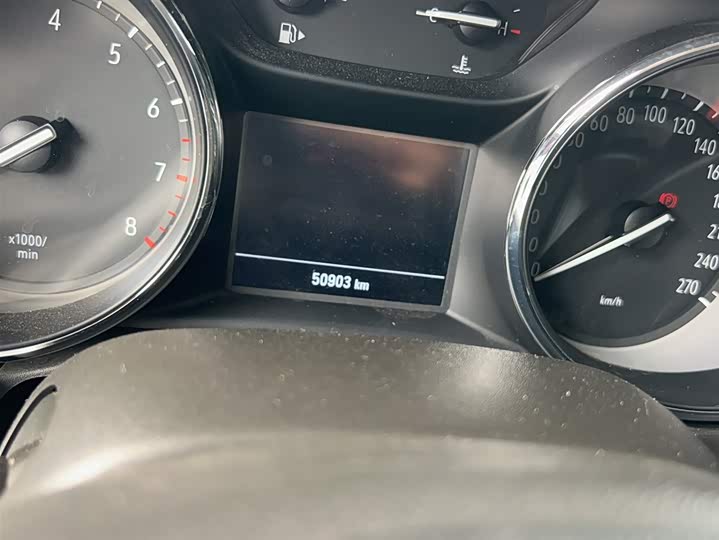 Фото 11 - Buick Verano