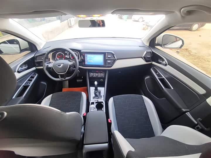 Фото 12 - Jetta VS5