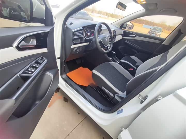 Фото 13 - Jetta VS5