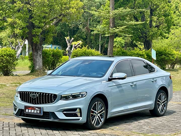 Фото 1 - Geely Preface