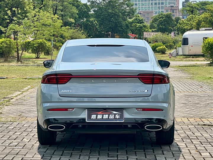 Фото 12 - Geely Preface