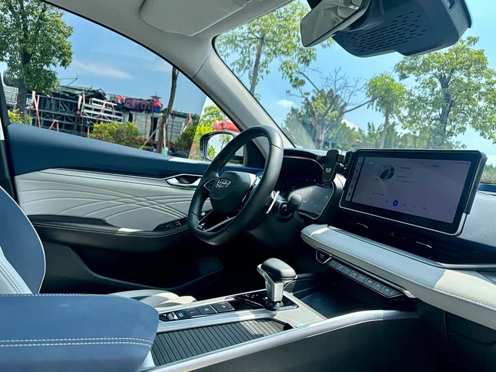 Фото 17 - Geely Preface