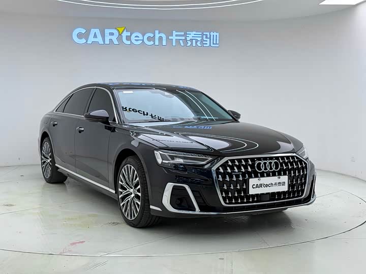 Фото 3 - Audi A8