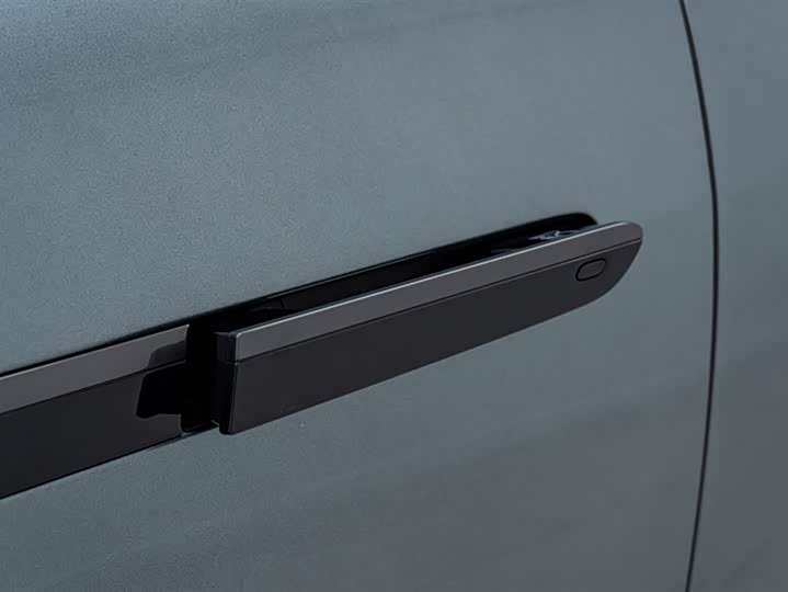 Фото 13 - BYD Han L