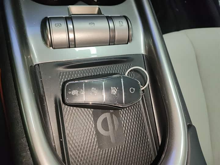 Фото 9 - BYD Dolphin