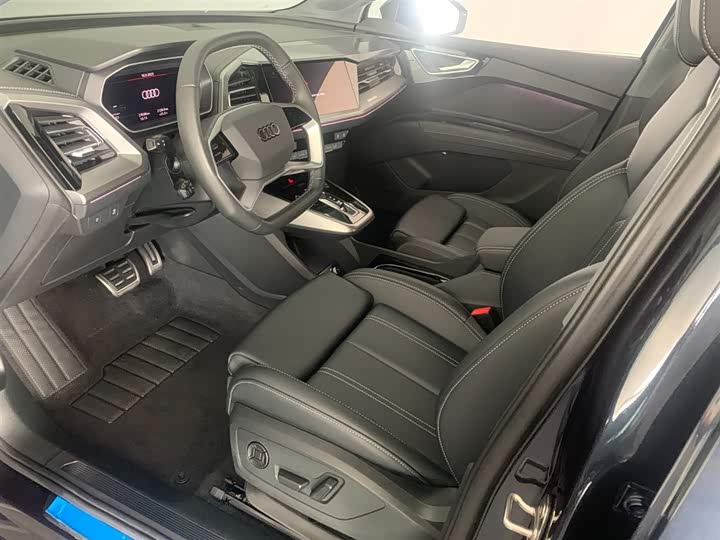 Фото 7 - Audi Q4 e-tron