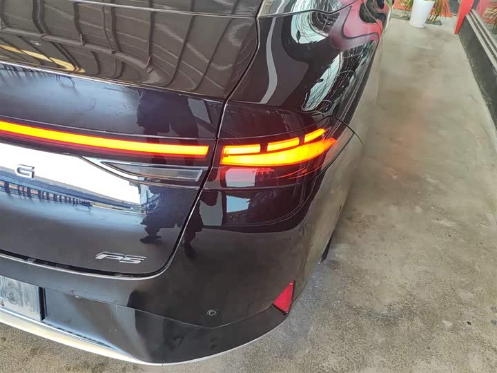 Фото 8 - XPeng P5