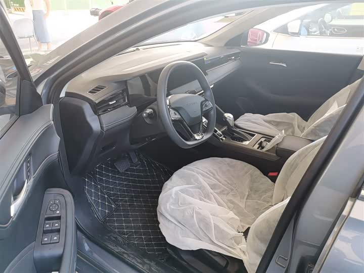 Фото 10 - Roewe i5