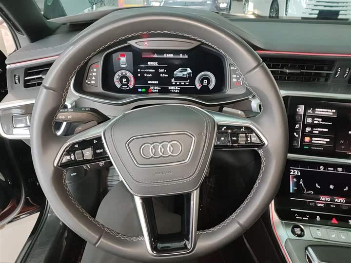Фото 11 - Audi A6L