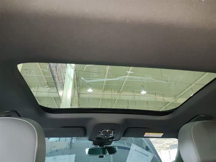 Фото 18 - Audi A6L