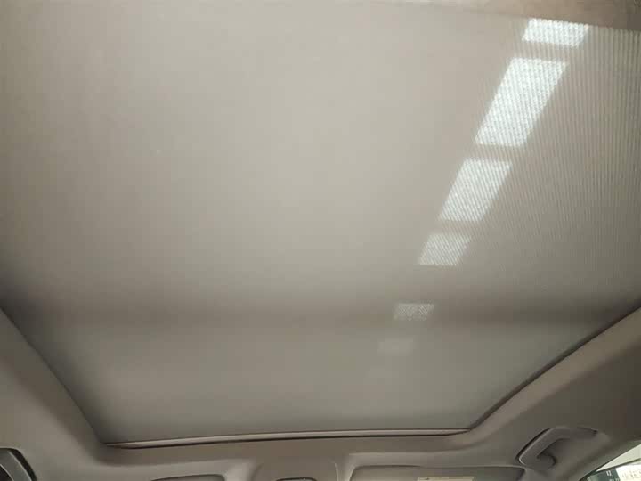 Фото 6 - Audi A4L