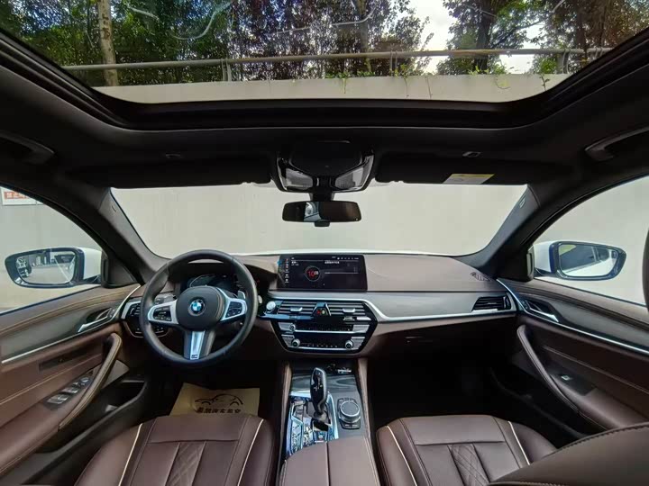 Фото 5 - BMW 5 Series