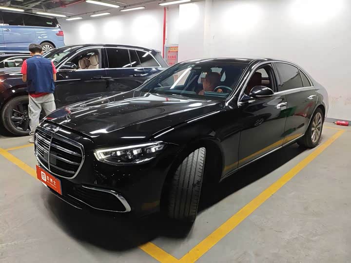 Фото 1 - Mercedes-Benz S-Class