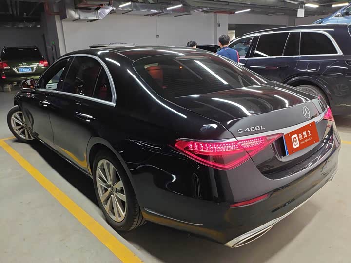 Фото 4 - Mercedes-Benz S-Class