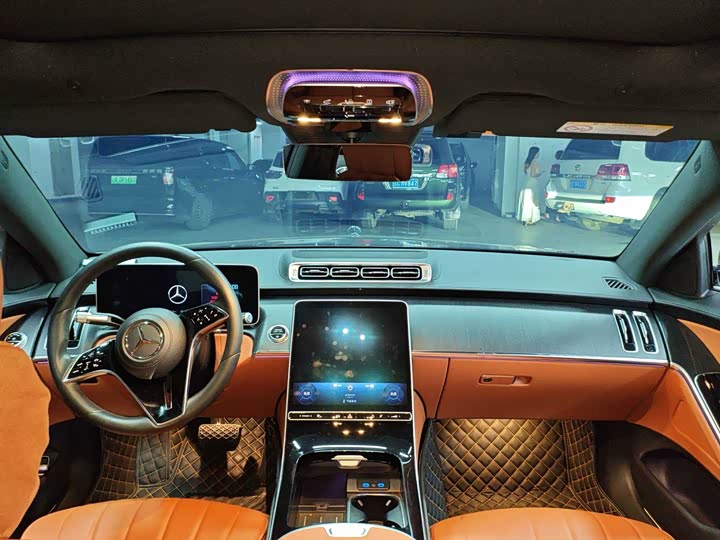 Фото 5 - Mercedes-Benz S-Class