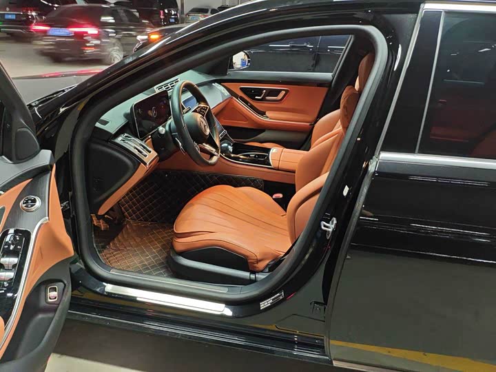 Фото 7 - Mercedes-Benz S-Class