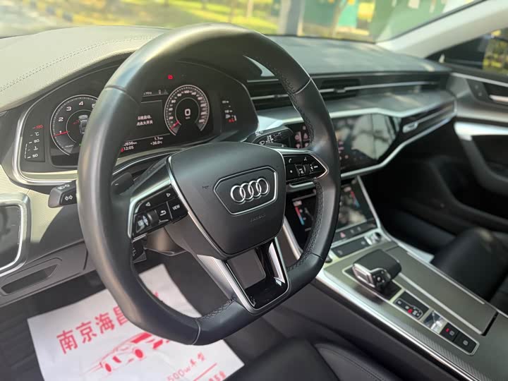 Фото 7 - Audi A7