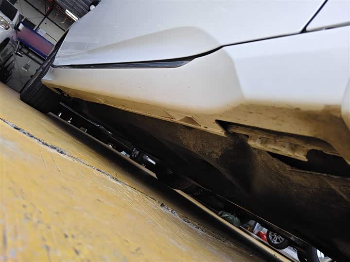 Фото 21 - Honda Accord