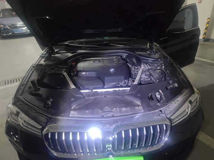 Фото 11 - BMW 5 Series