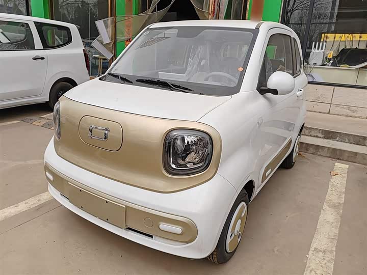 Фото 1 - Bestune Pony