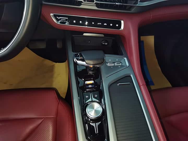 Фото 14 - Changan CS75 Plus