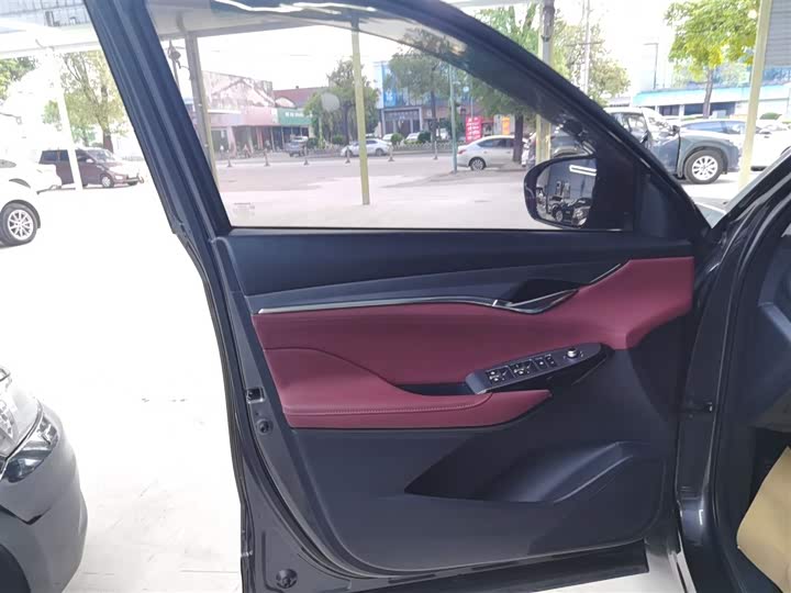 Фото 28 - Changan CS75 Plus