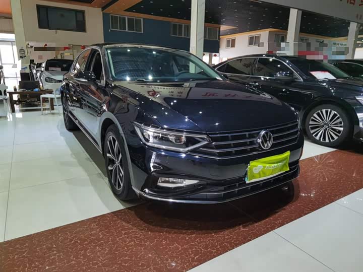 Фото 4 - Volkswagen Magotan