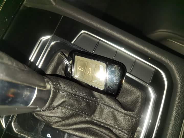 Фото 9 - Volkswagen Magotan