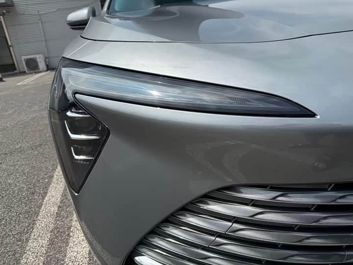 Фото 8 - Buick LaCrosse