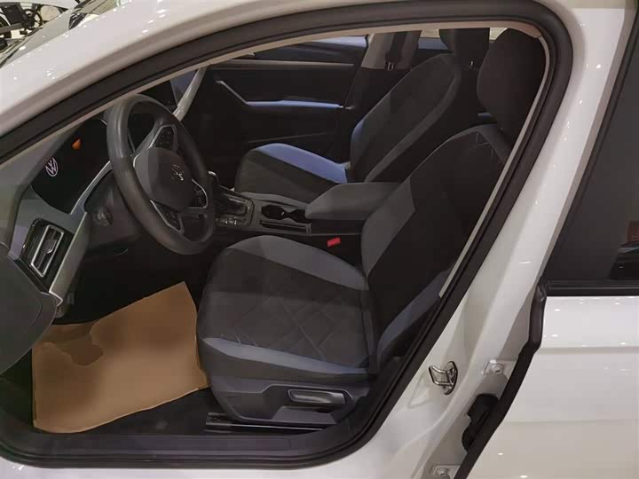 Фото 15 - Volkswagen Lavida