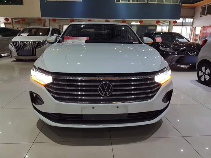 Фото 3 - Volkswagen Lavida