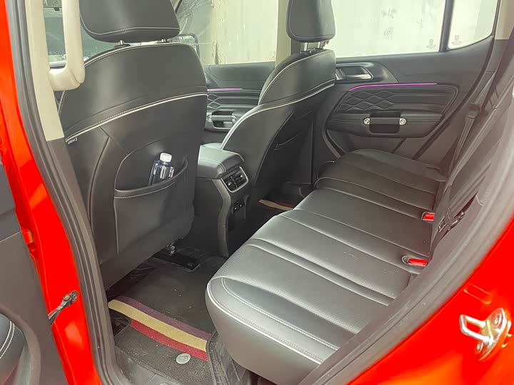 Фото 7 - Tank 300