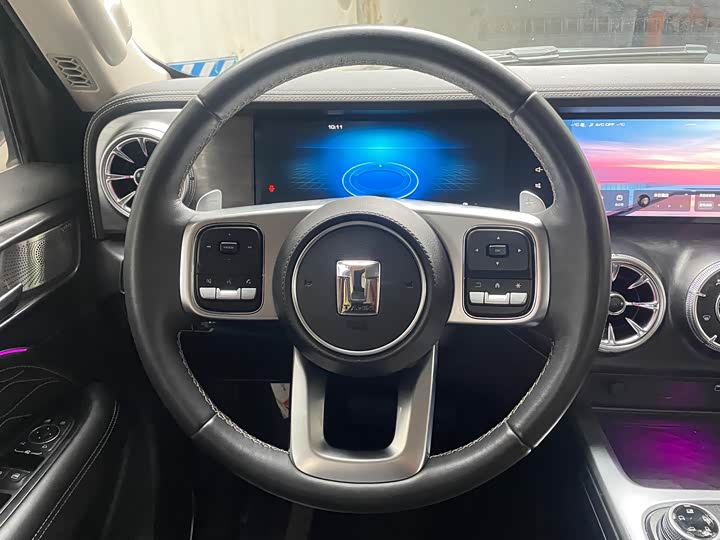 Фото 8 - Tank 300