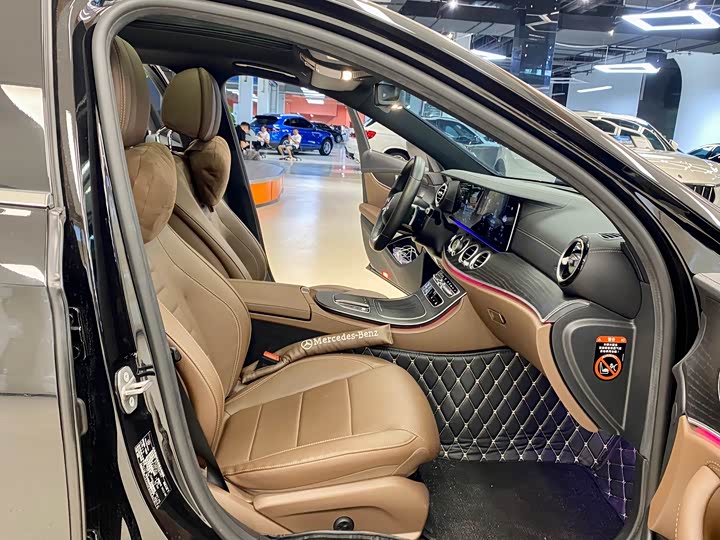 Фото 14 - Mercedes-Benz E-Class Hybrid