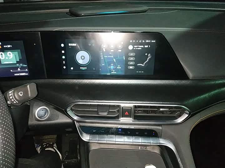 Фото 13 - Changan UNI-T