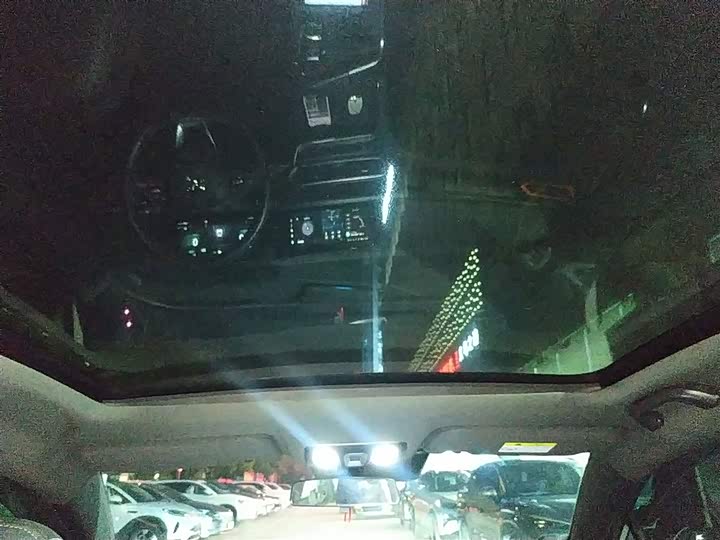 Фото 18 - Changan UNI-T