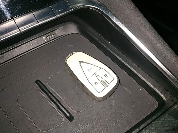 Фото 9 - Changan UNI-T