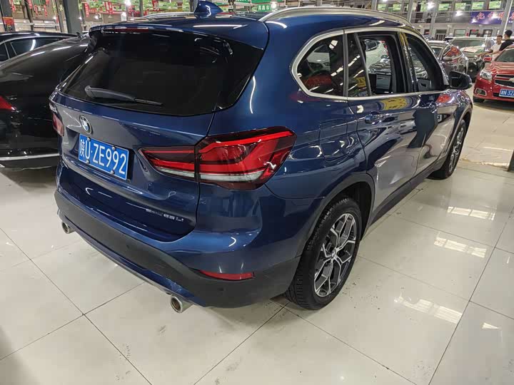 Фото 6 - BMW X1