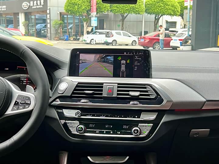 Фото 13 - BMW X4