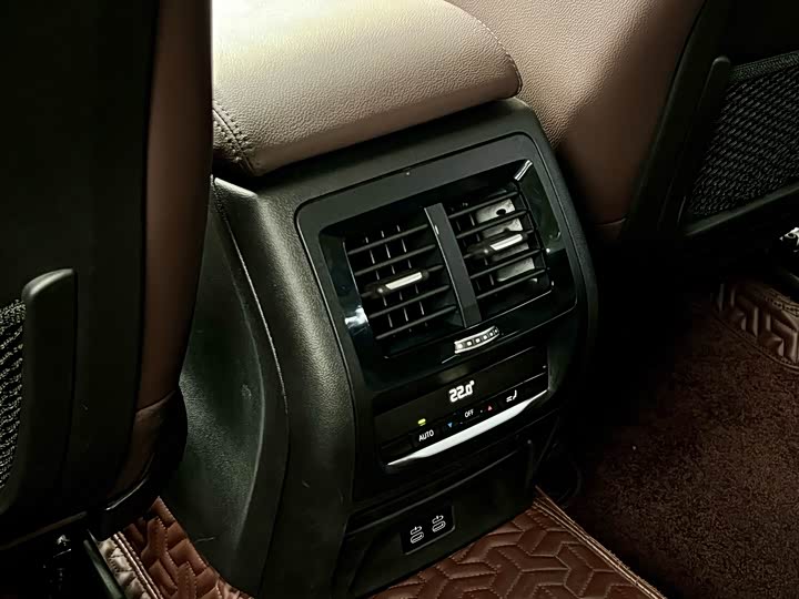 Фото 20 - BMW X4